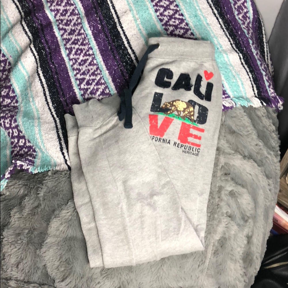 California Republic sweat pants